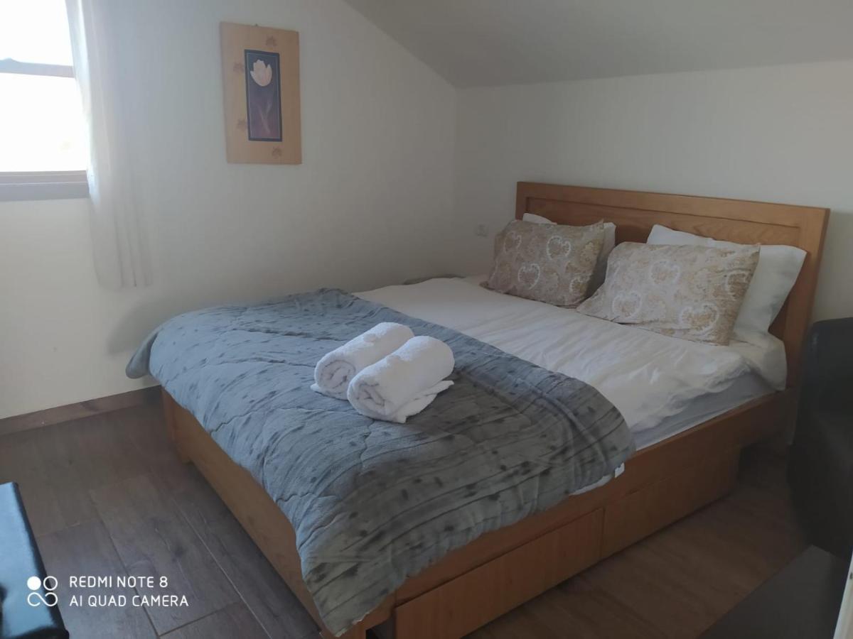 קדמת צבי Villa Buitenkant foto